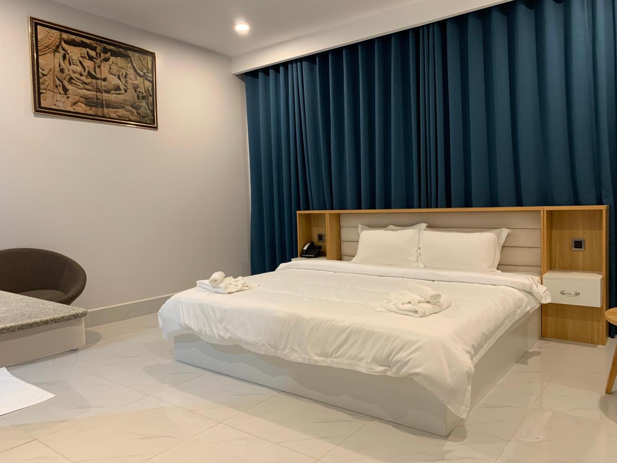Nico'S Hotel And Skybar Siem Reap Exterior photo