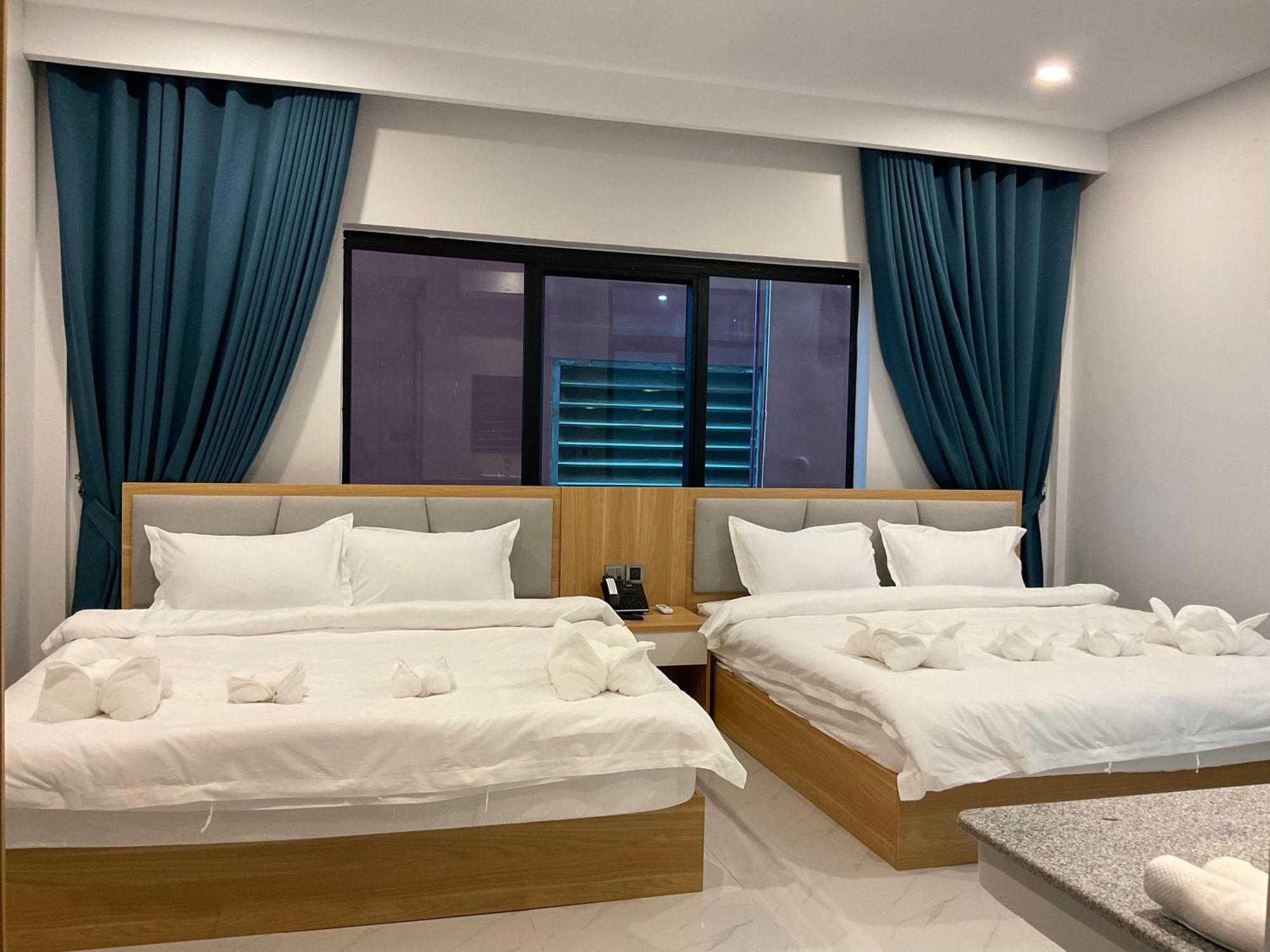 Nico'S Hotel And Skybar Siem Reap Exterior photo