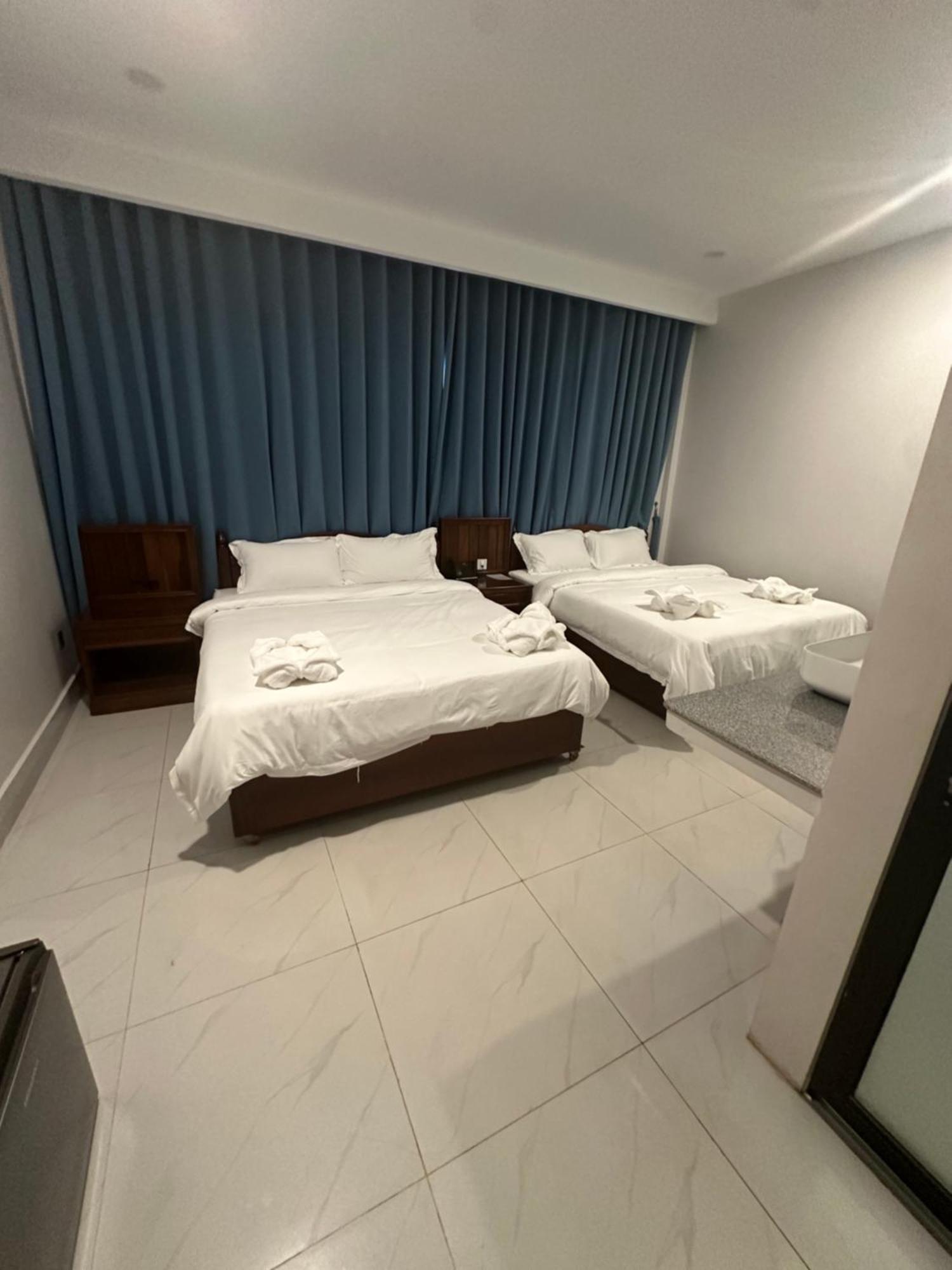 Nico'S Hotel And Skybar Siem Reap Exterior photo